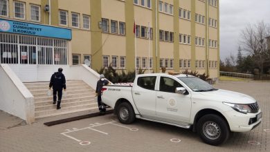 Photo of BELEDİYE’DEN OKULLARA BİN LİTRE DEZENFEKTAN