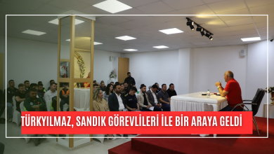 Photo of Türkyılmaz, Sandık Görevlileri İle Bir Araya Geldi