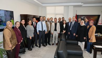 Photo of Sedat Şahin, beraberindeki heyet ile birlikte Osman Polat’ı makamında ziyaret etti